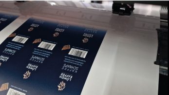 Etikettendruck auf einem UV Drucker