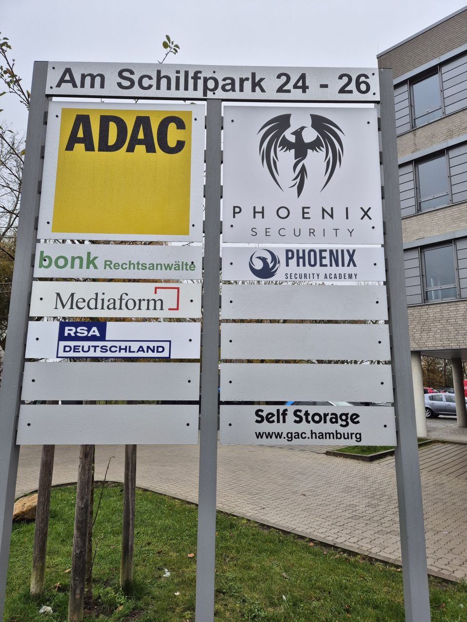 Schildanlage